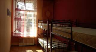 Гостиница Хостел «Green House» Санкт-Петербург Кровать в общем номере с 5 кроватями-2